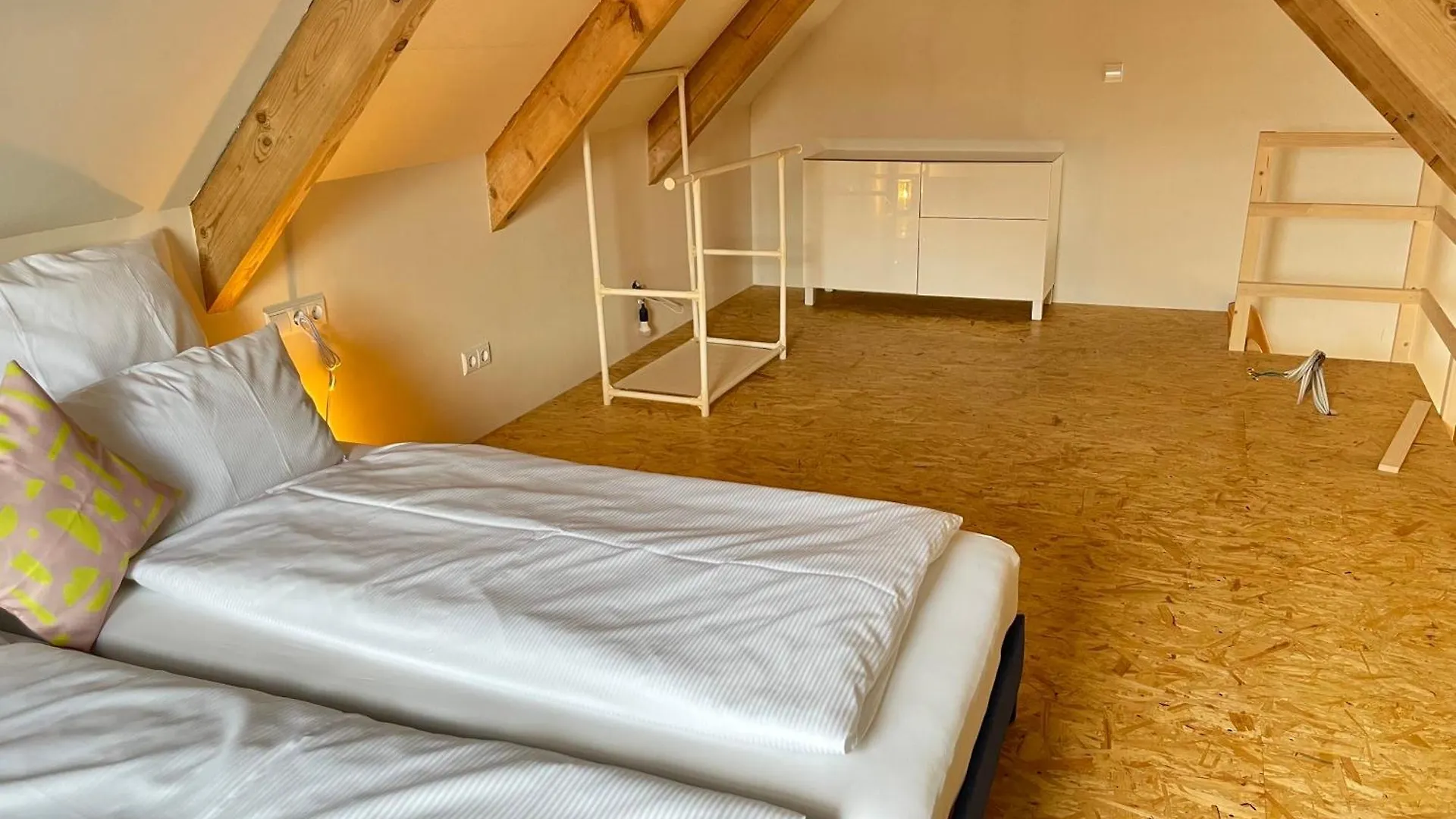 Quiet&Cozy Apartment Perfect For Groups & Families & Business Trips, Near Ber Airport Berlin