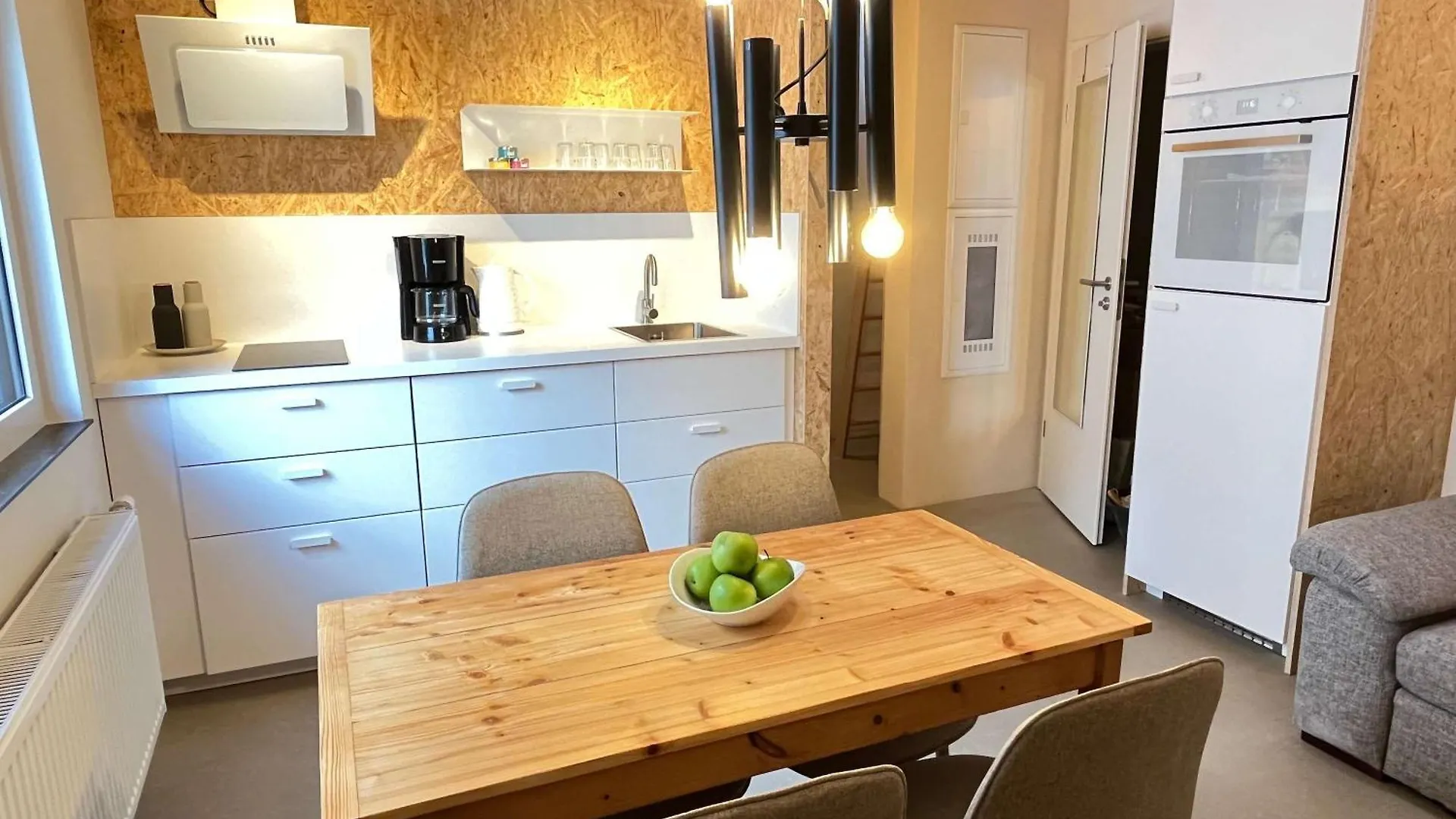 Quiet&Cozy Apartment Perfect For Groups & Families & Business Trips, Near Ber Airport Berlin 0*,  Germany
