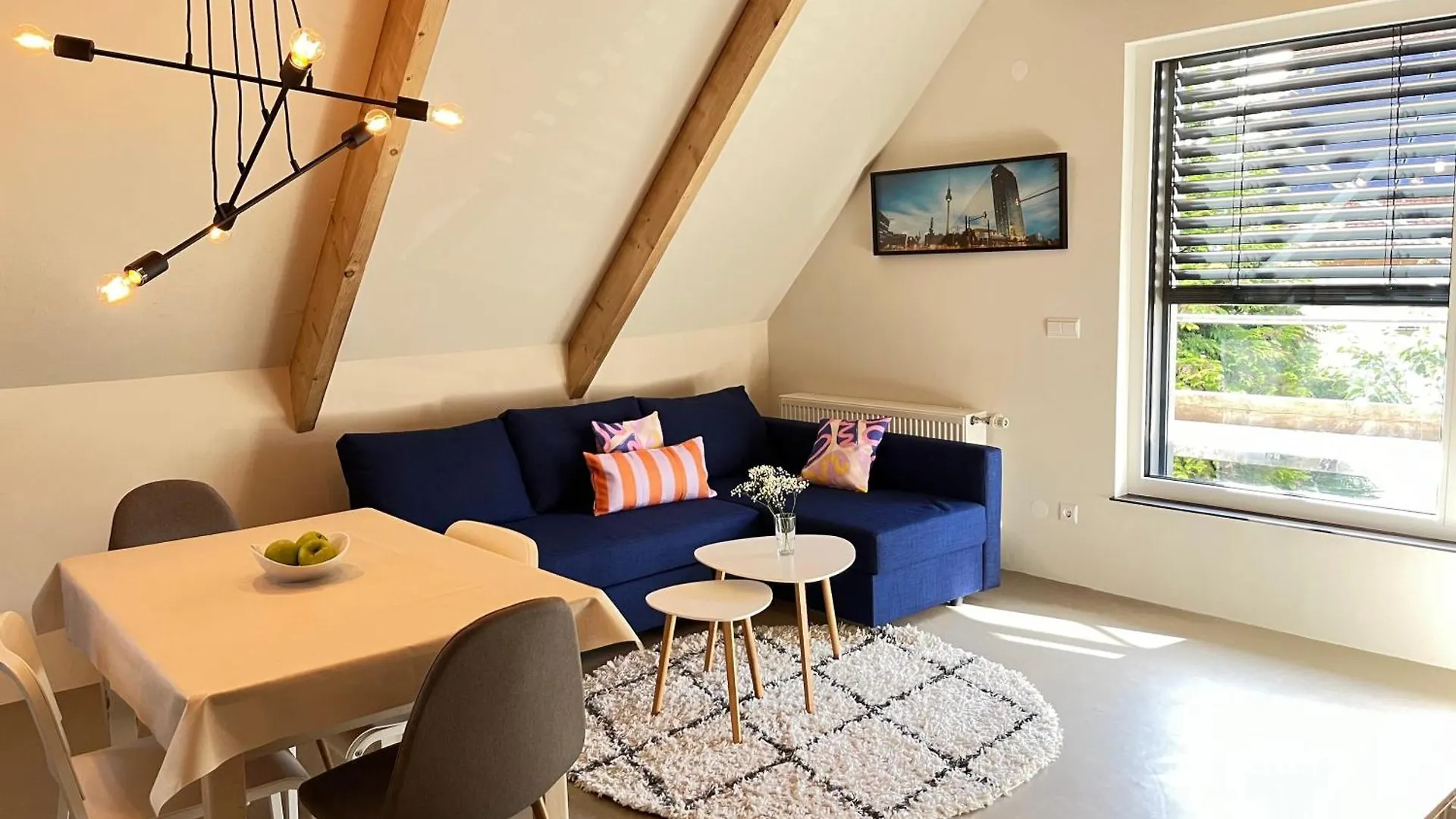 Quiet&Cozy Apartment Perfect For Groups & Families & Business Trips, Near Ber Airport location